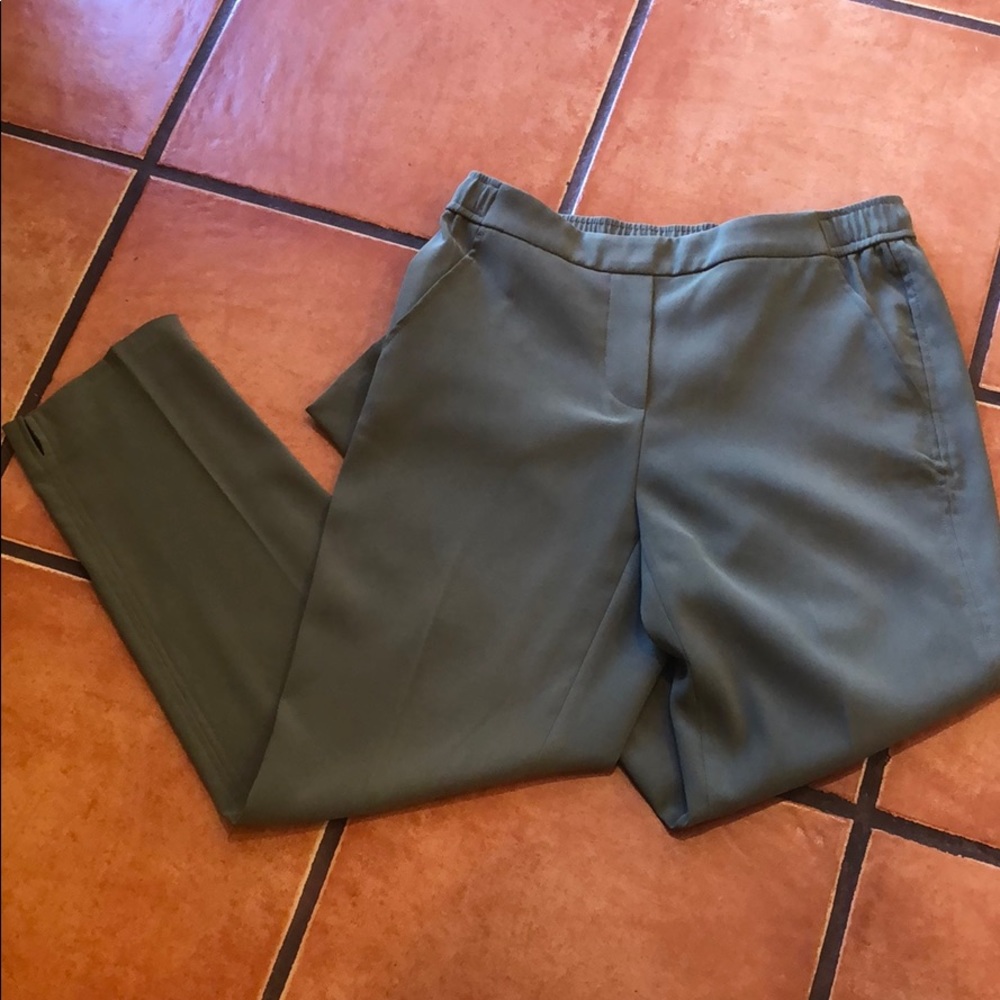 White House Black Market Slim Ankle Trouser